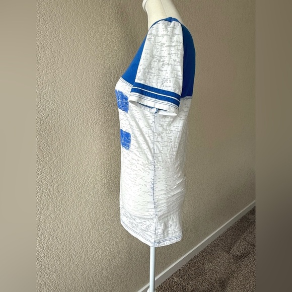 🏀 Denver Nuggets Women’s Tee – Blue84 – Medium – Distressed Flag Logo - Picture 4 of 6